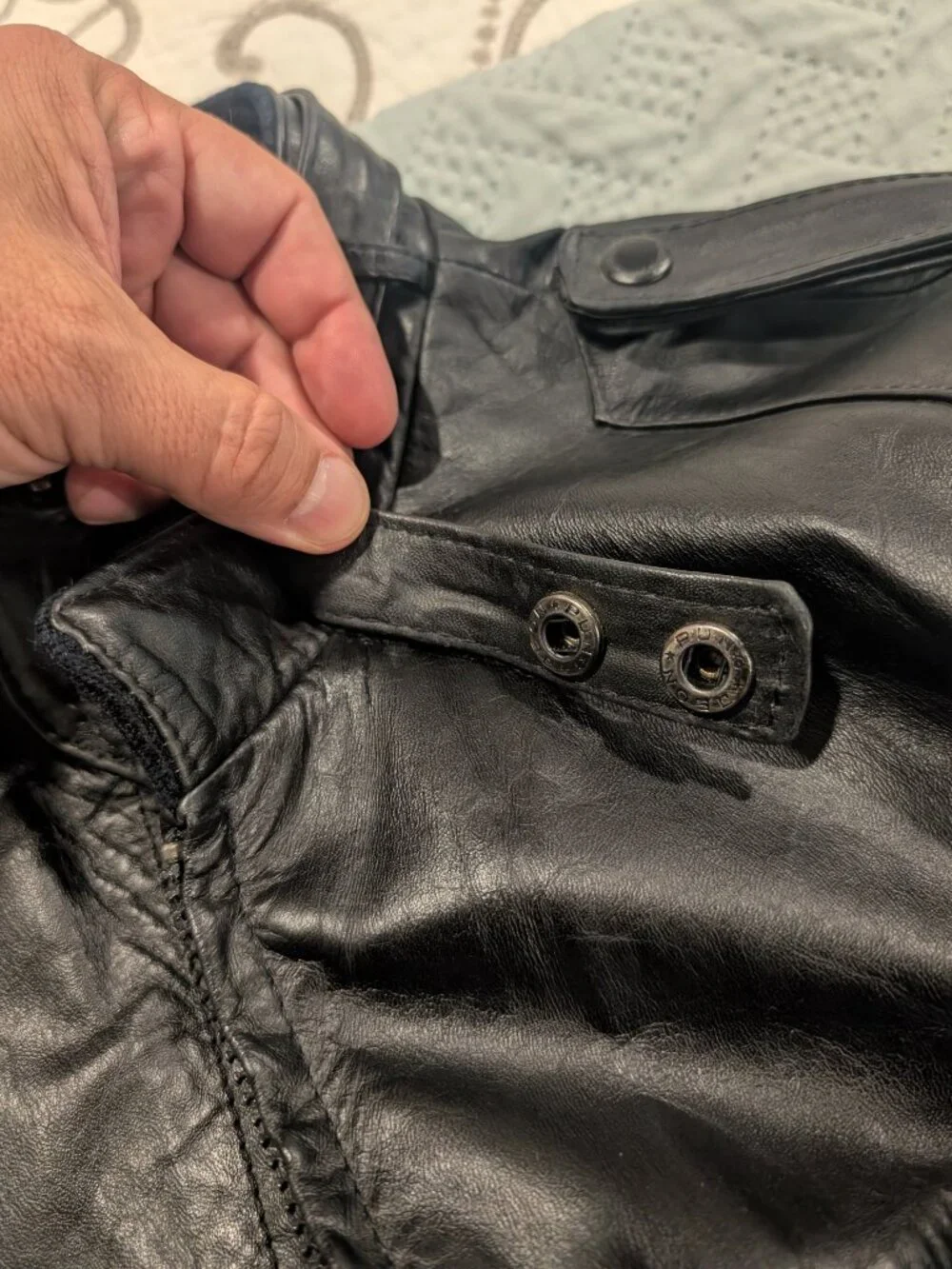 Members Only Vintage 80s Black Leather Bomber Moto Jacket Sz 44 Large Mens